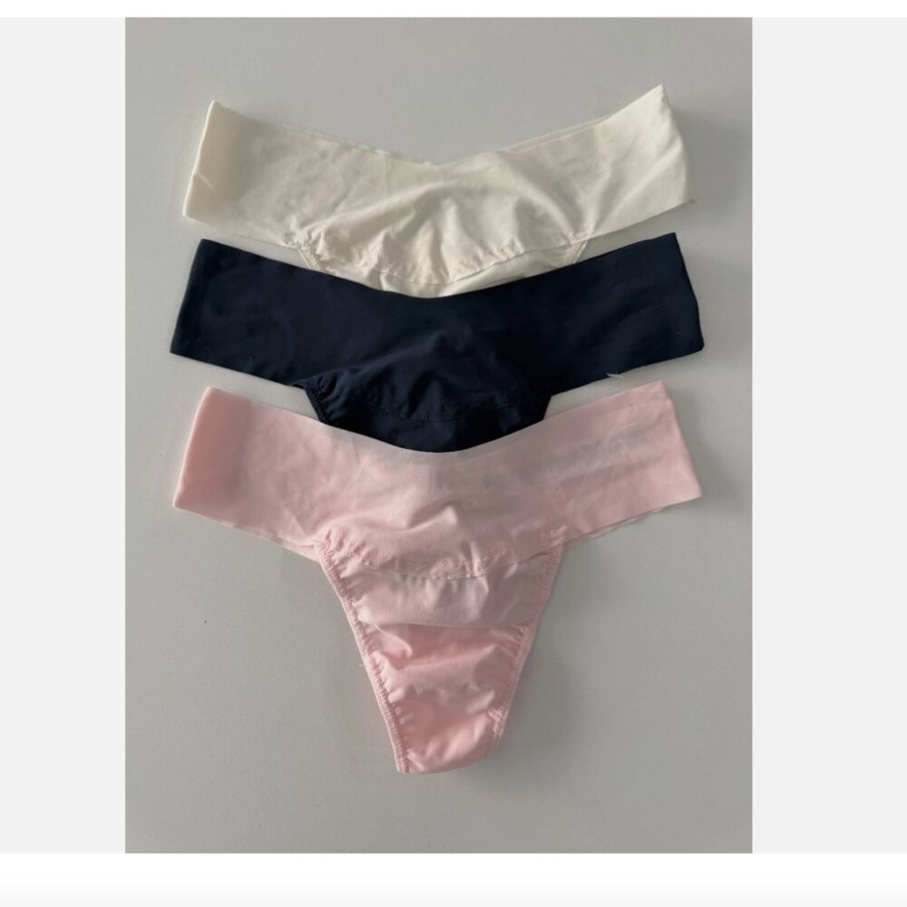 NEW Hanky Panky Breathe Assorted 3-Pack V-Cut Thongs Size XS